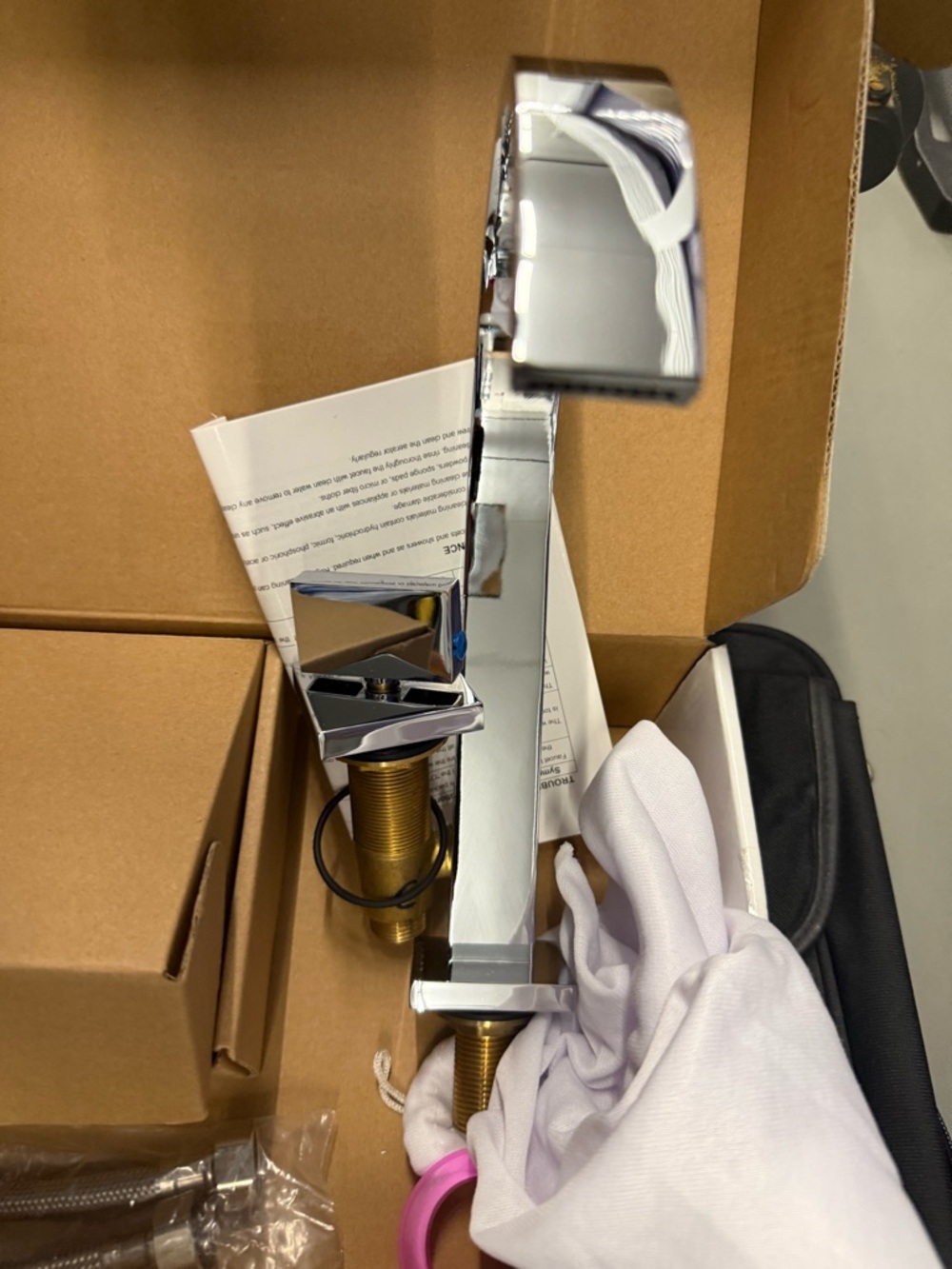 Chrome Single-Handle Bathroom Faucet - Polished Chrome